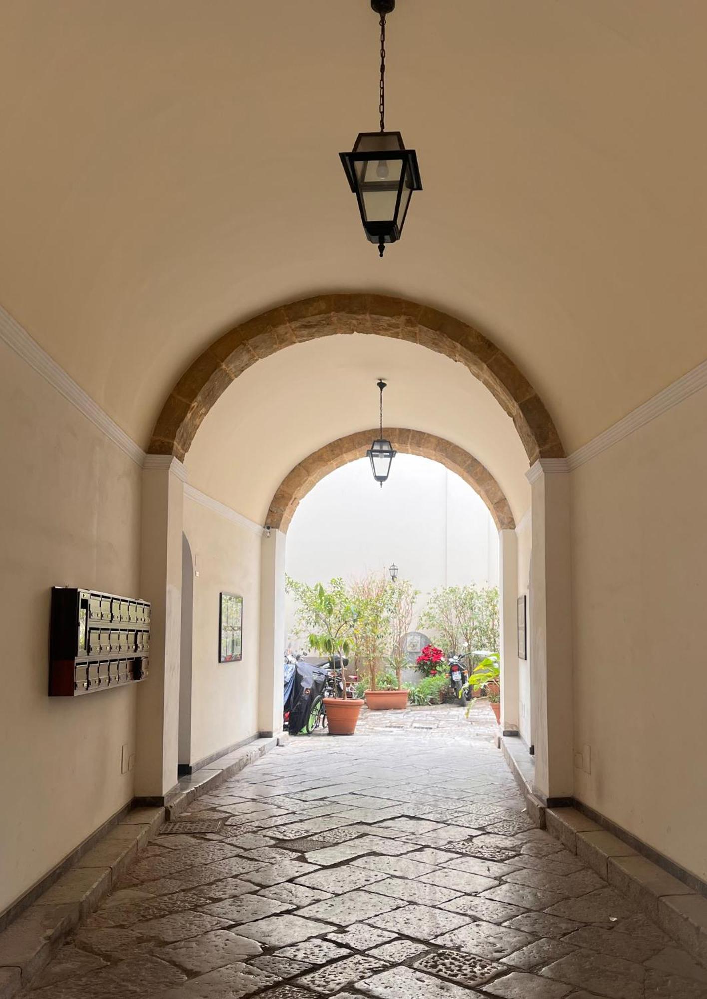 Bed and Breakfast Palazzo Delle Logge Palermo Zimmer foto